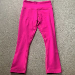 Lululemon Reversible Wunder Under Cropped Leggings